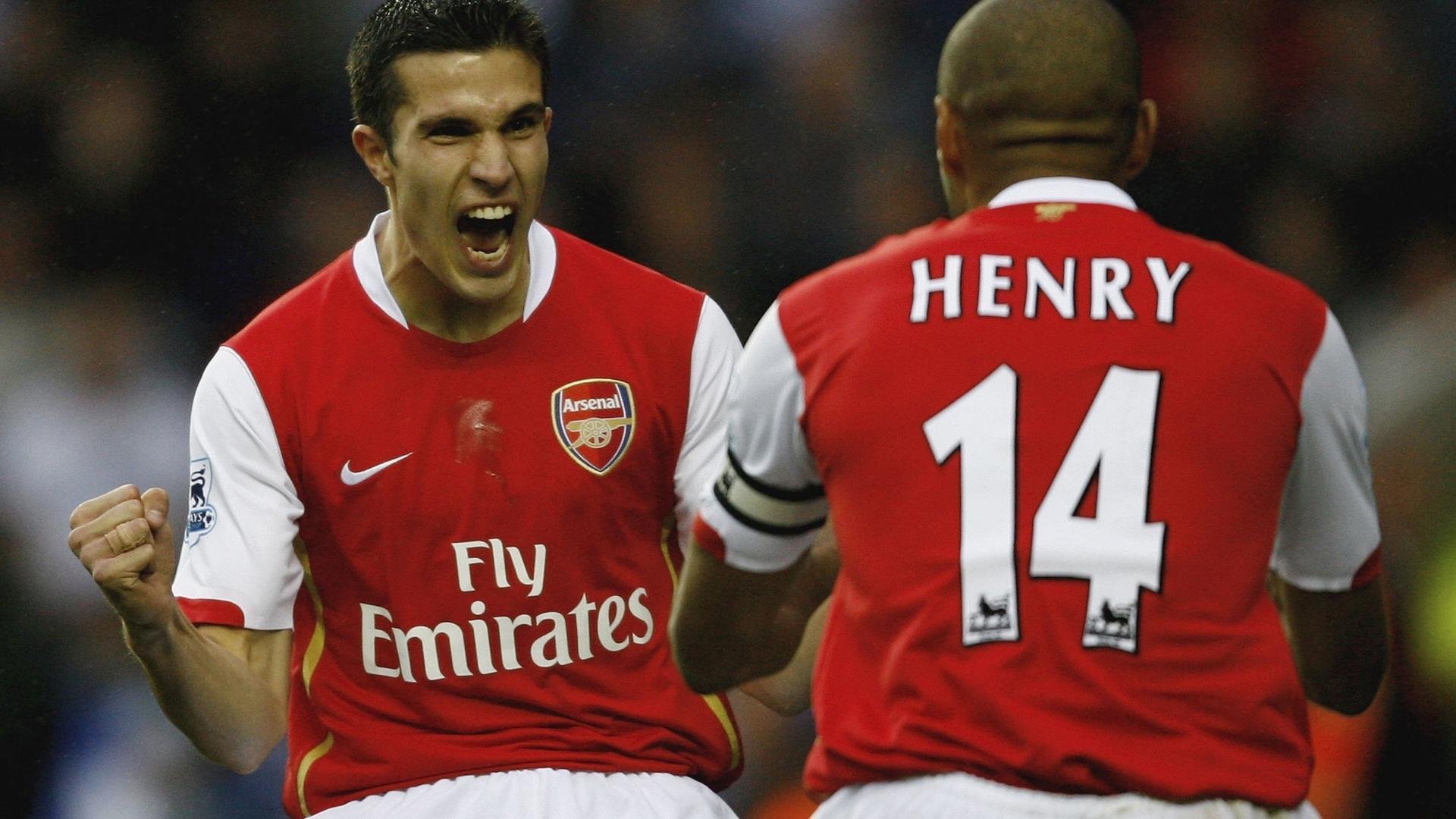 开云体育官方网站-阿劳霍的脊梁，当德比硝烟中站起一位沉默的巨人